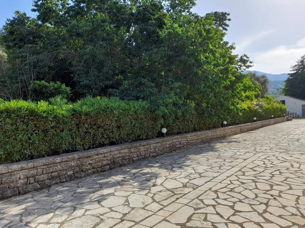 Lemontree Apartments Kassiopi Bagian luar foto