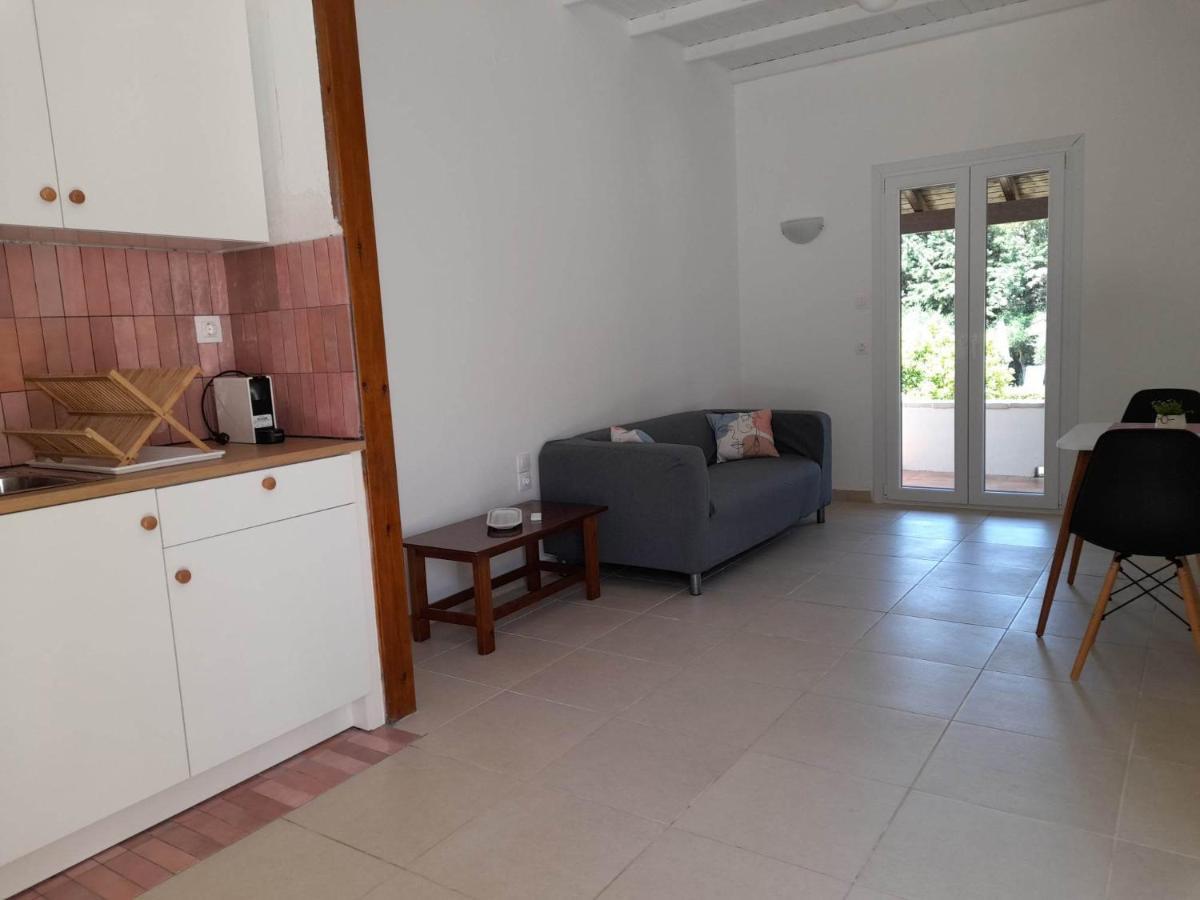 Lemontree Apartments Kassiopi Bagian luar foto