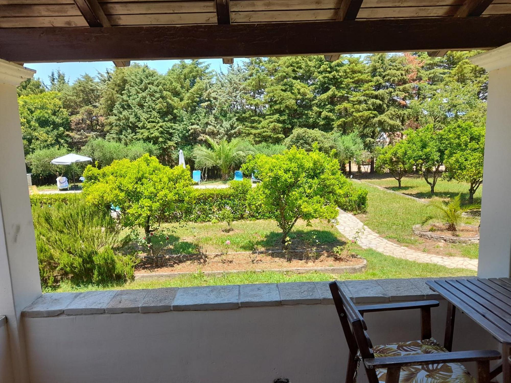 Lemontree Apartments Kassiopi Bagian luar foto