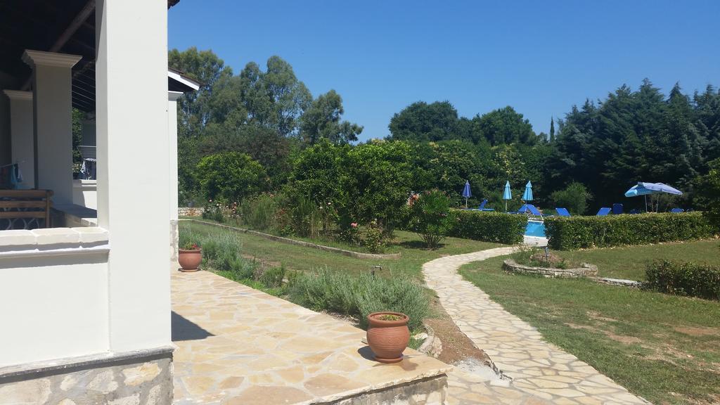 Lemontree Apartments Kassiopi Bagian luar foto