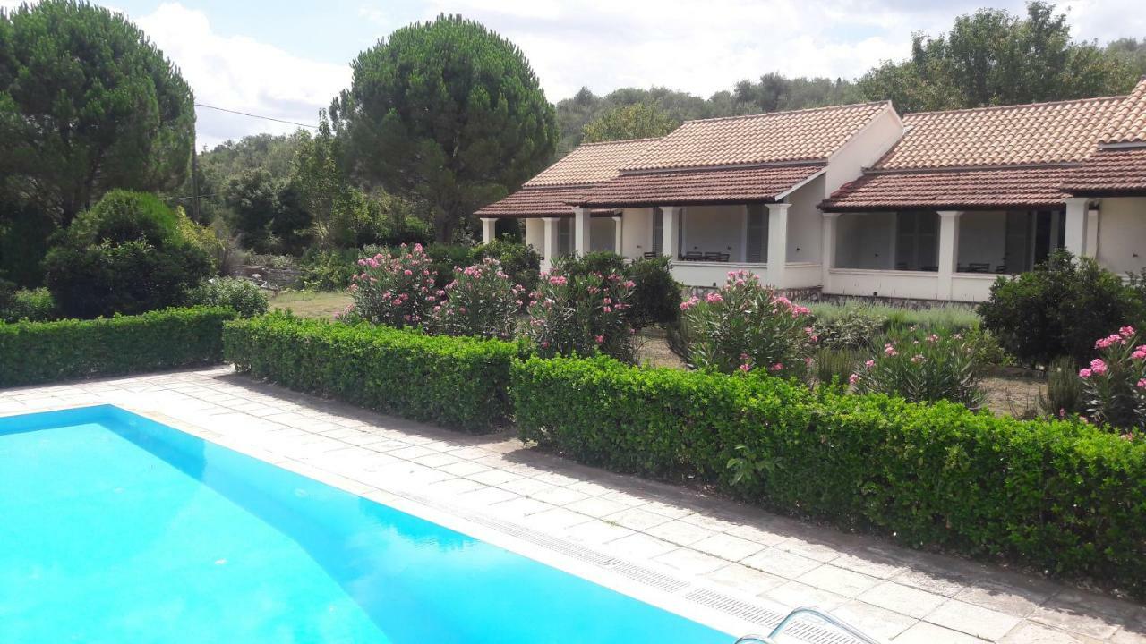 Lemontree Apartments Kassiopi Bagian luar foto